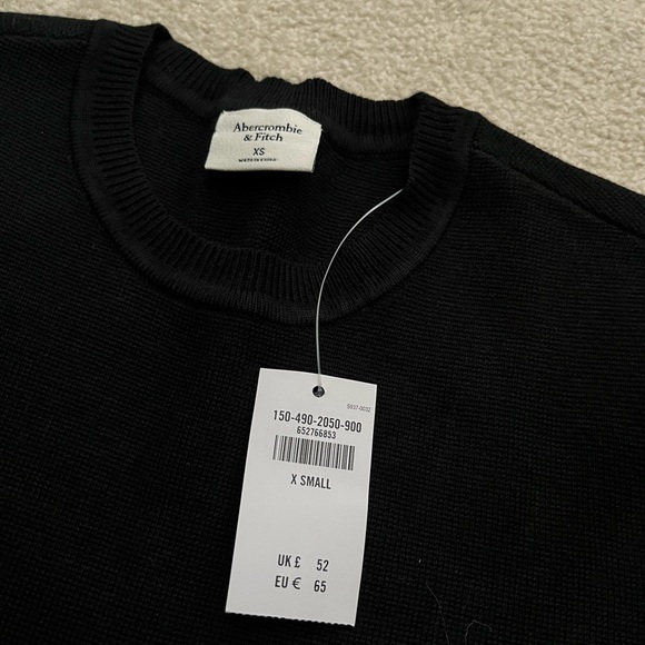 Abercrombie & Fitch knit sweater - Picture 2 of 3